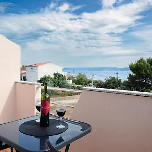  Apartman Natalija 4 Stars