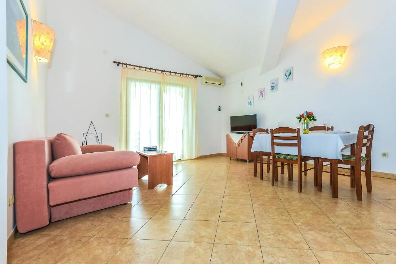 Apartments Adria Biograd Na Moru