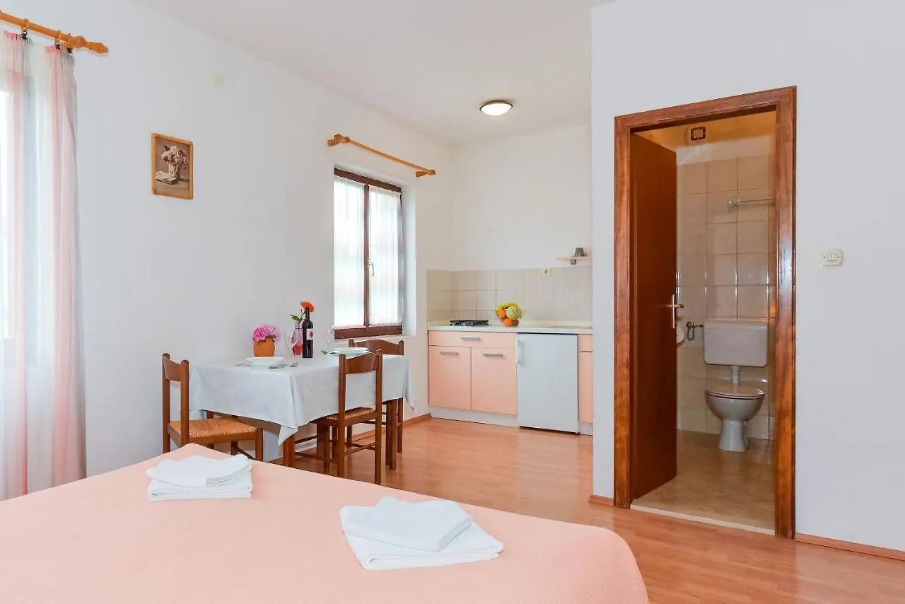 Apartments Adria Biograd Na Moru