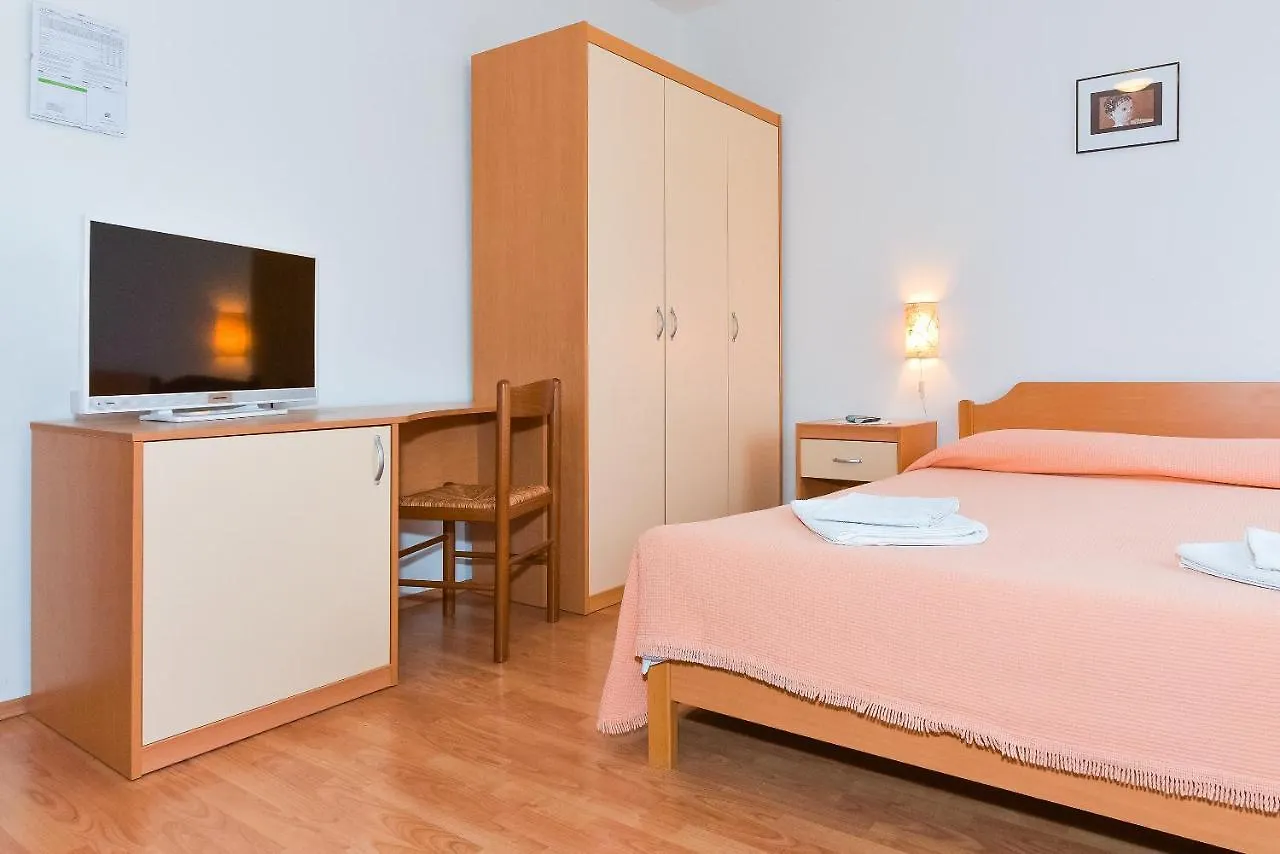 Apartments Adria Biograd Na Moru 0*,  Croatie