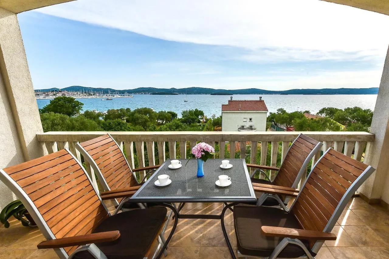 Apartments Adria Biograd Na Moru