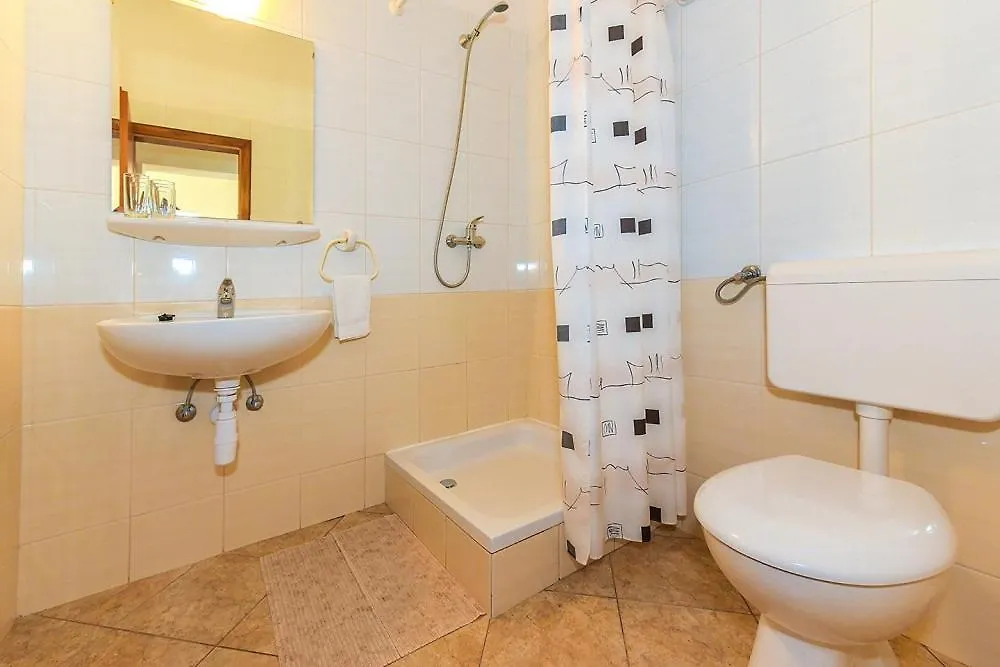 Apartments Adria Biograd Na Moru